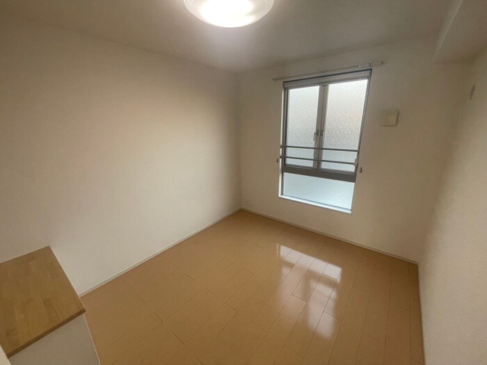 プラセール宝塚Ⅱの物件内観写真