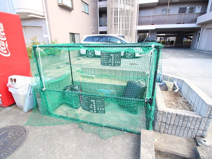 ヴィライ－ストサイド夙川の物件外観写真