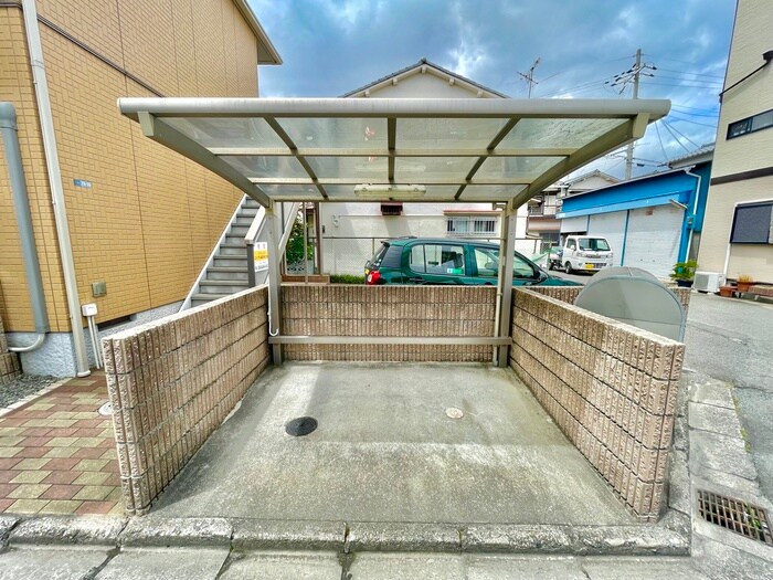 クレメンテカミダＢの物件外観写真