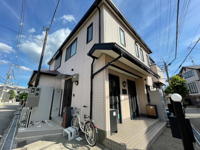 キャロル豊中千里園の物件外観写真