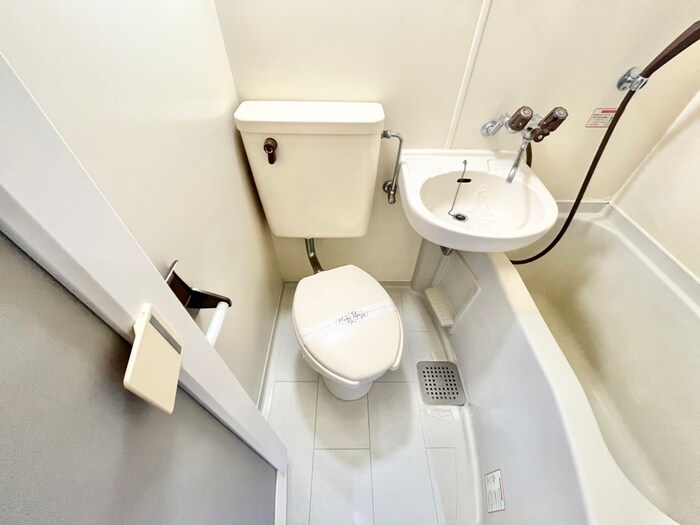 ジュネス神楽田の物件内観写真