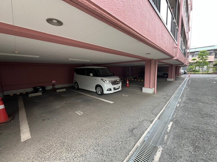 エムス金剛の物件外観写真