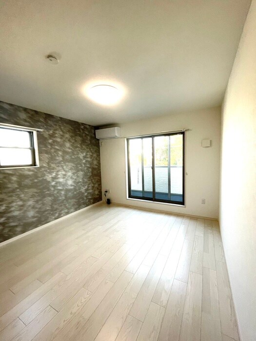 KTIレジデンス河内花園の物件内観写真