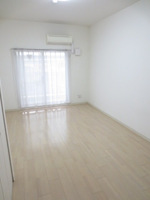 ﾌｨｵﾚ･ﾚｼﾞﾃﾞﾝｽ出島海岸通の物件内観写真