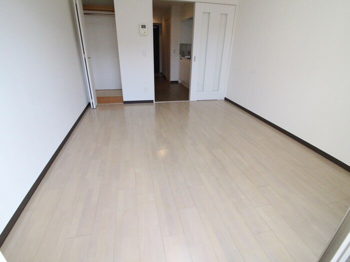 ﾌｨｵﾚ･ﾚｼﾞﾃﾞﾝｽ出島海岸通の物件内観写真