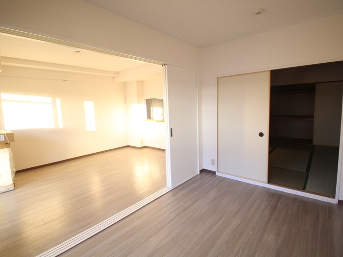 ﾌﾟﾘﾑﾍﾞｰﾙ向丘の物件内観写真