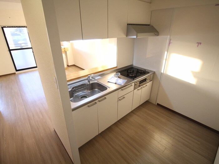 ﾌﾟﾘﾑﾍﾞｰﾙ向丘の物件内観写真