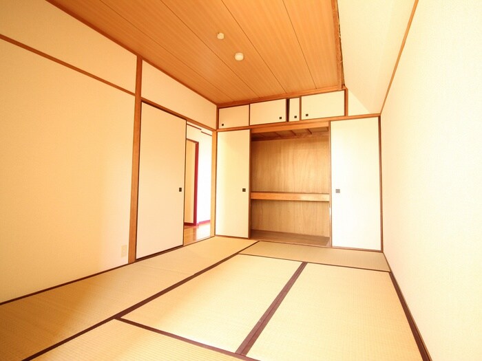 シャトー嵐望Ⅰの物件内観写真