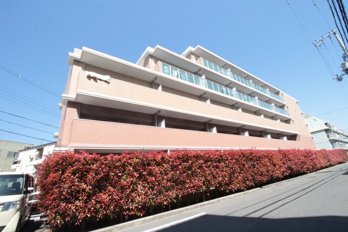 Is Grandeの物件外観写真