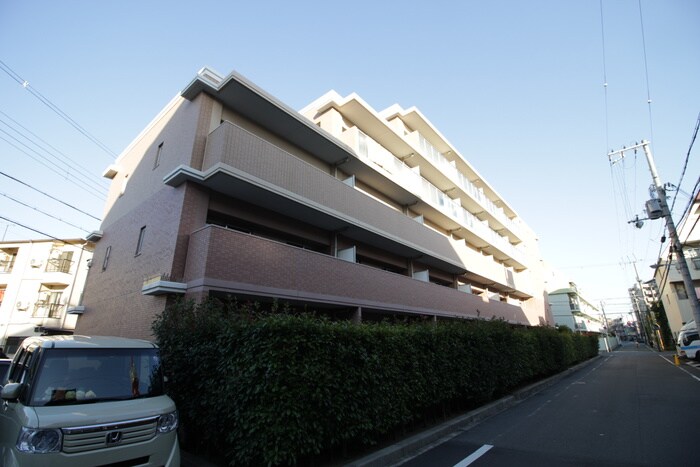 Is Grandeの物件外観写真