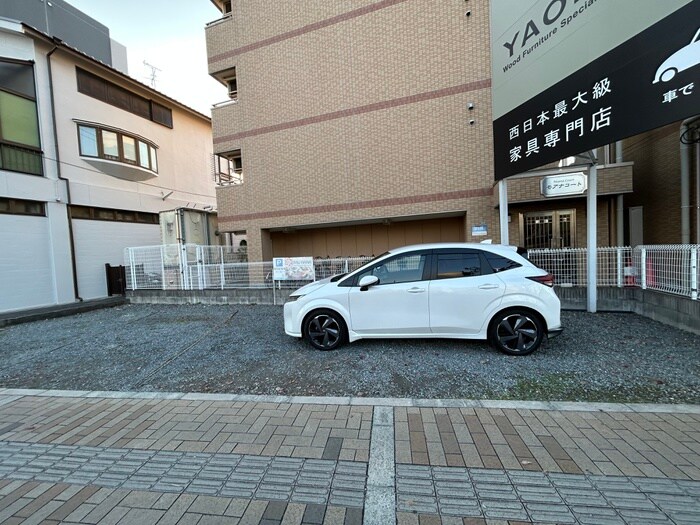 モアナコ－トの物件外観写真