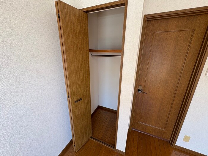 イ－ストヒル石切の物件内観写真