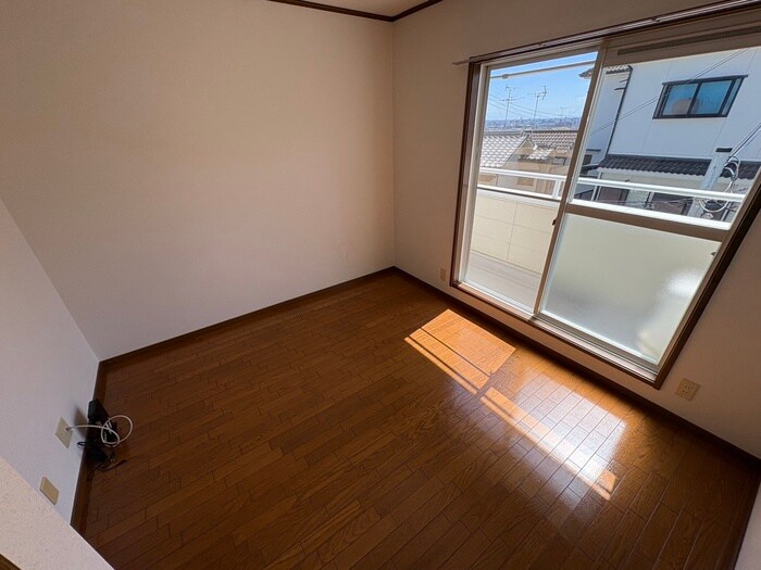 イ－ストヒル石切の物件内観写真