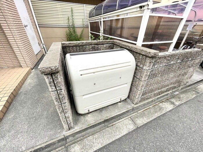 ロネスタ長居西の物件外観写真