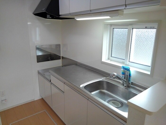 ヴィラ サローネの物件内観写真