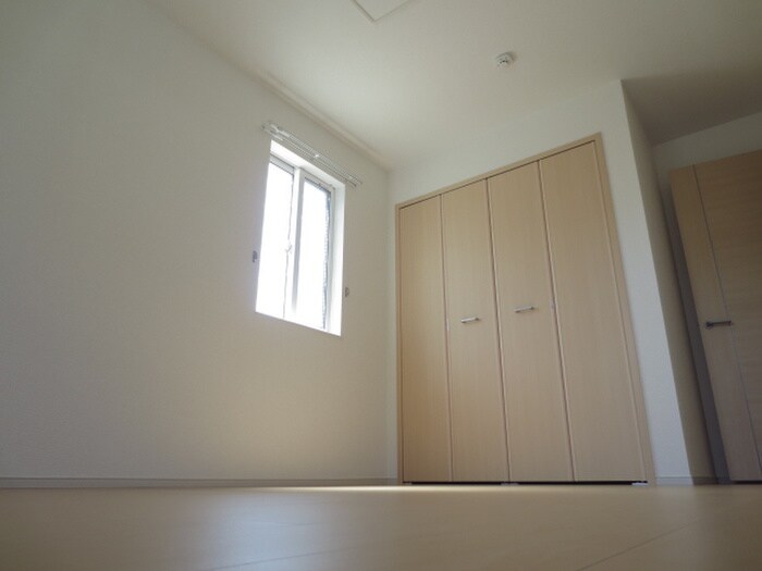 ヴィラ サローネの物件内観写真