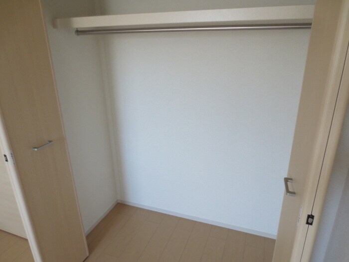 ヴィラ サローネの物件内観写真