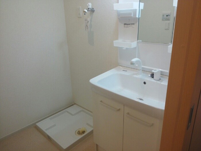 ヴィラ サローネの物件内観写真