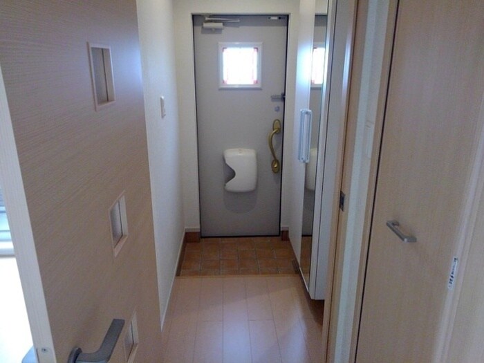 ヴィラ サローネの物件内観写真