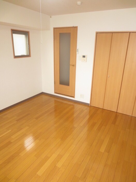 ラ・フォンテ摂津富田の物件内観写真