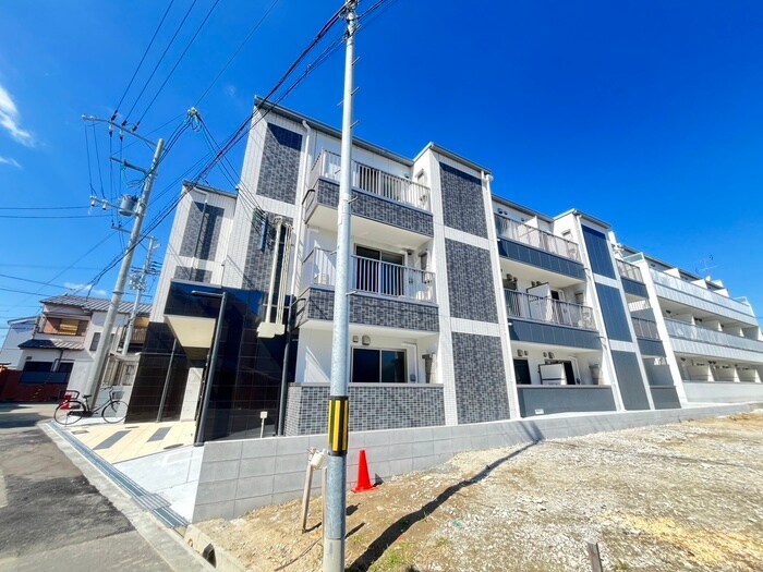 ソリティア桃谷の物件外観写真