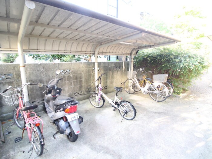 ピフレ緑ヶ丘の物件外観写真