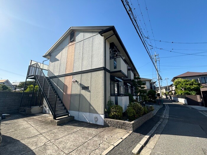 シ－ドル甲東園の物件外観写真