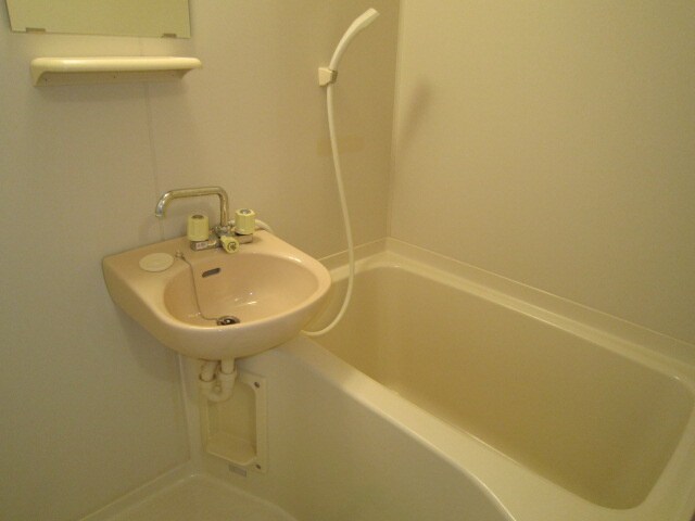 シ－ドル甲東園の物件内観写真