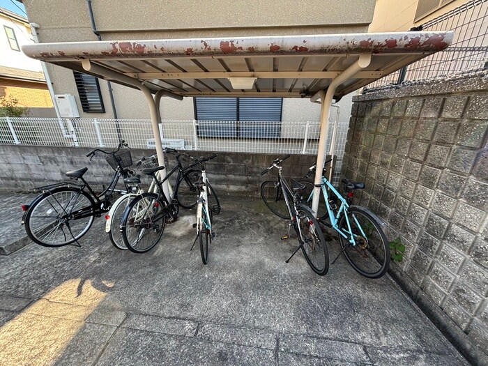 シ－ドル甲東園の物件外観写真