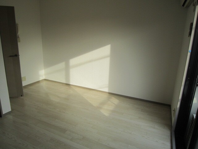 シ－ドル甲東園の物件内観写真