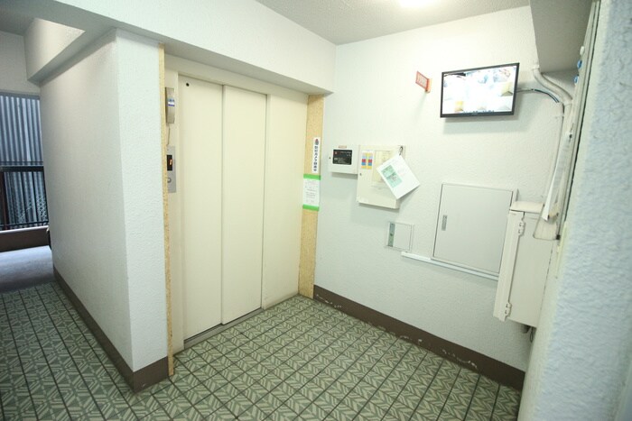 西平野ハイツの物件外観写真