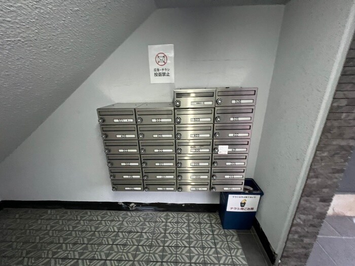 西平野ハイツの物件外観写真