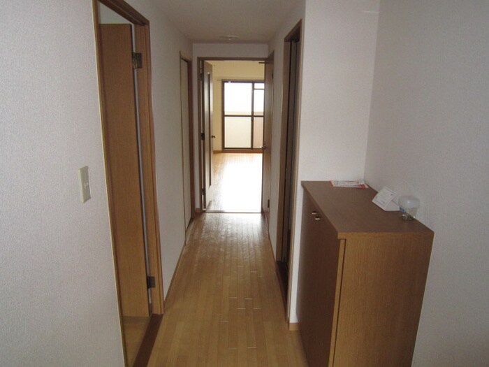 エーデル雲雀丘三番館の物件内観写真