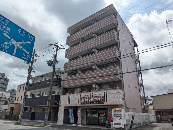 ルミエール杭全の物件外観写真