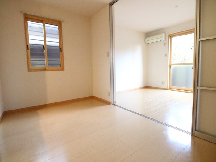 グランパルクコ－ズの物件内観写真