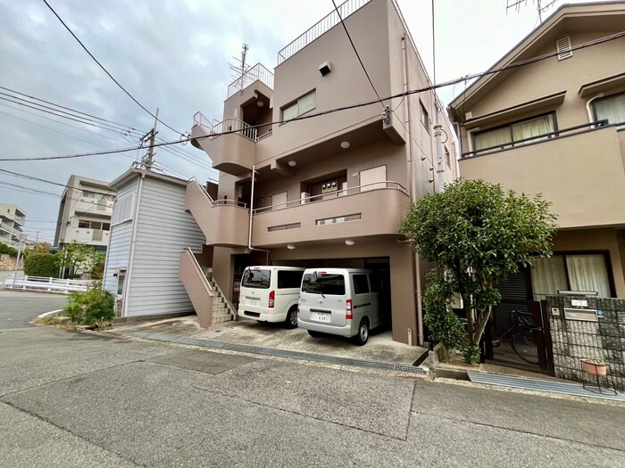 アカツキビルの物件外観写真