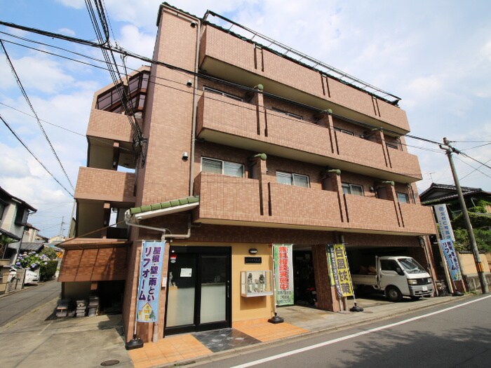 リアライズJR藤森の物件外観写真