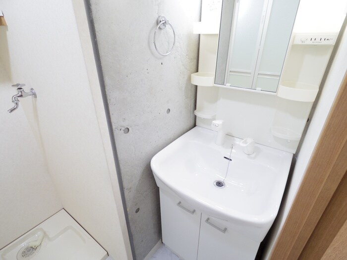 リアライズJR藤森の物件内観写真