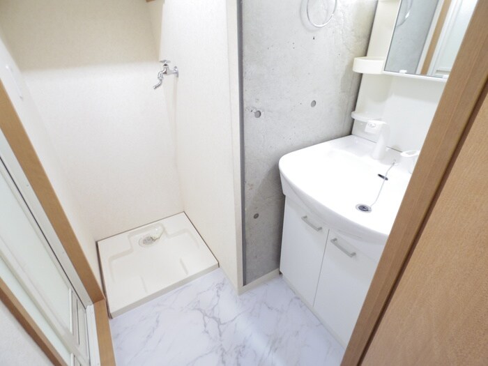 リアライズJR藤森の物件内観写真