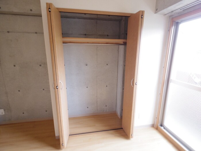 リアライズJR藤森の物件内観写真