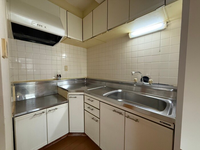 ウェストサイド緑地の物件内観写真