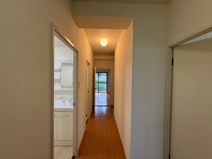 ウェストサイド緑地の物件内観写真