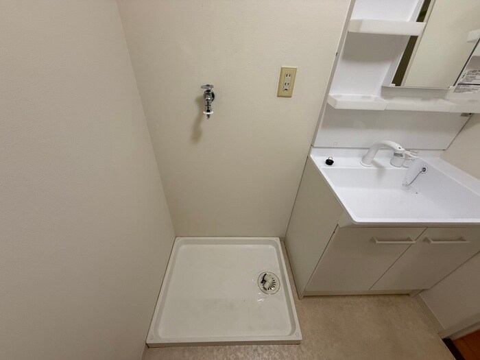 ウェストサイド緑地の物件内観写真