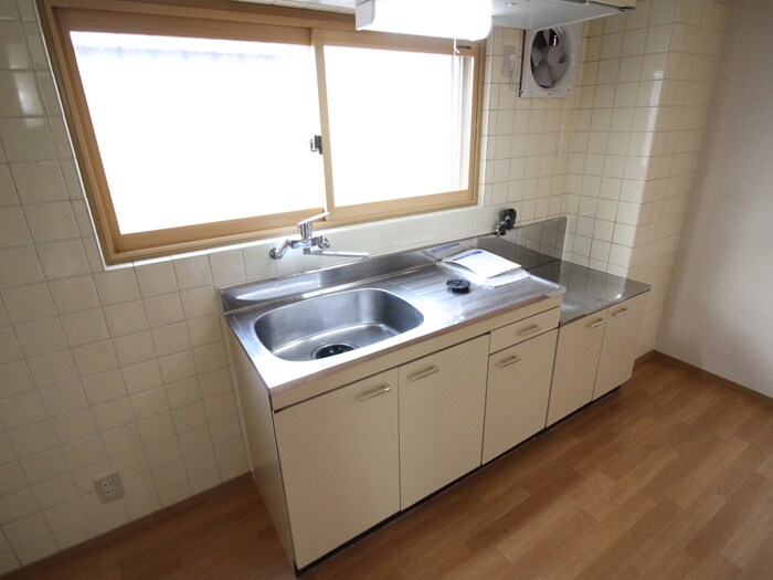 白井マンションの物件内観写真