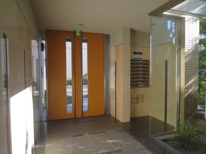 メゾンプチチェリ－の物件外観写真