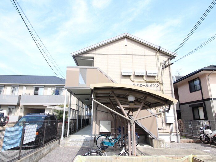 ルミエ－ルメゾンの物件外観写真