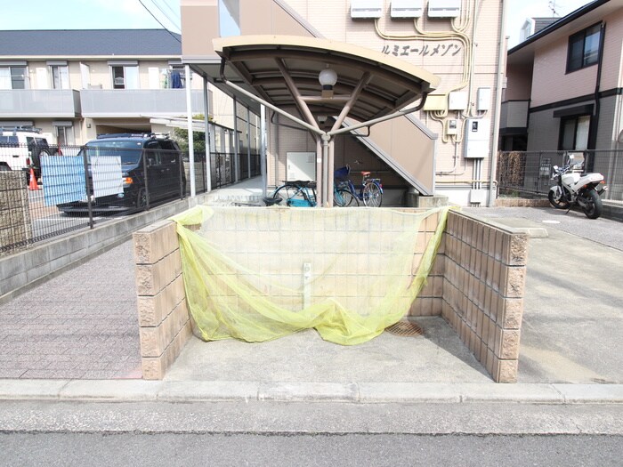 ルミエ－ルメゾンの物件外観写真