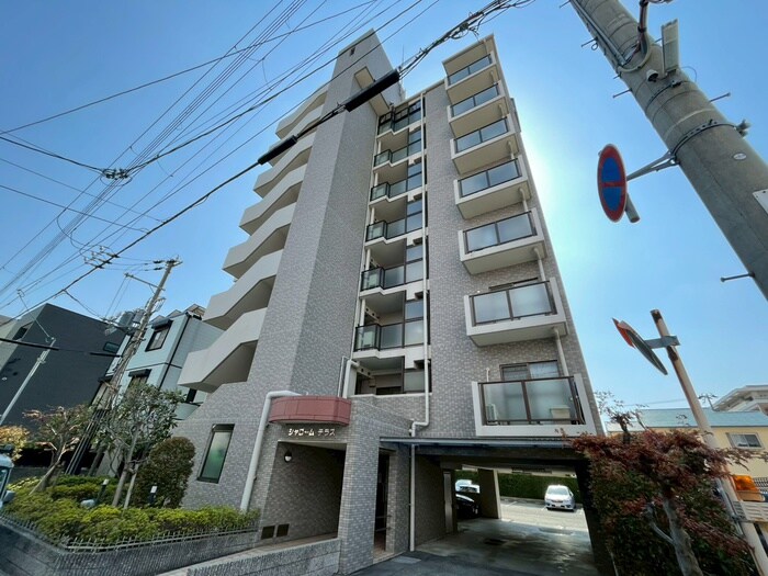 シャロームテラスの物件外観写真