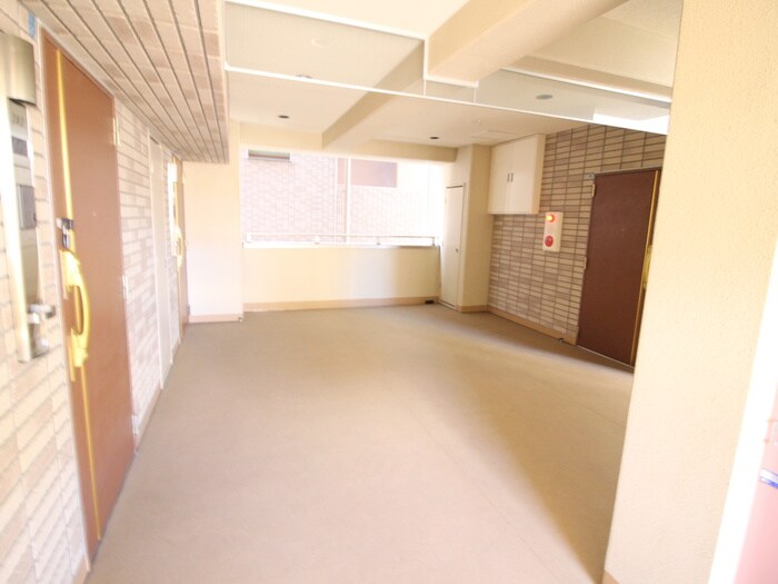 カ－サ六甲友田町の物件外観写真