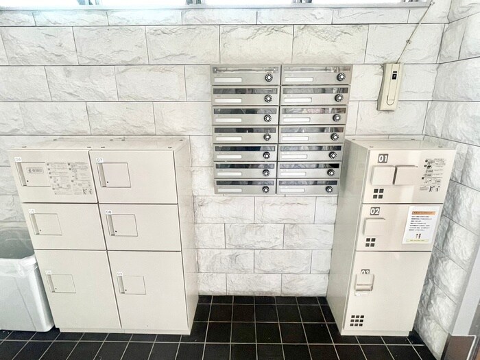 ONLYONE小花の物件外観写真